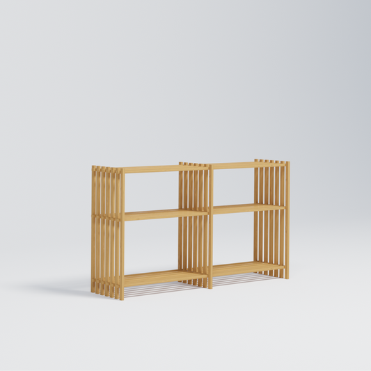 Low reol med fire rum i egetræslister fra Thorvald Lissau